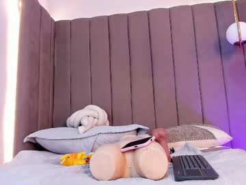 ashley_beaomunt live cam