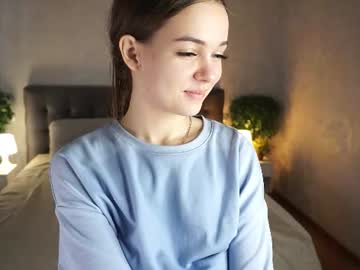 auroralowen live cam