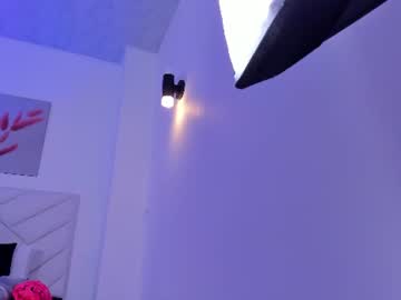 brianna_bigboobs live cam