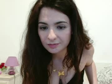 elodiecoquine1 live cam