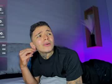 ian_castillo_ live cam