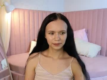kira_bliss_ live cam preview
