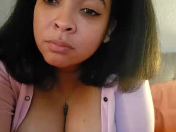love_raquel_xo live cam