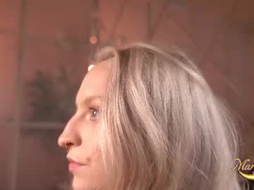 marylunamay live cam