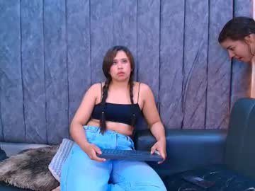 sasha_and_lia live cam preview