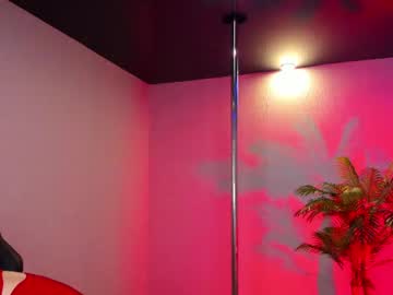 twin_kies live cam
