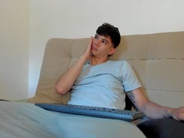 yizus_bonz live cam