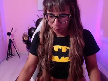 ariavelvett_ live cam