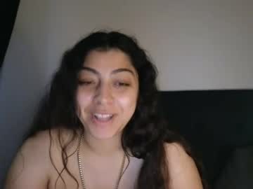 babygotbackends live cam