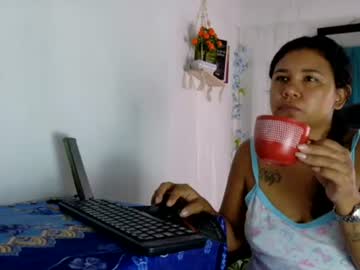 diamond_lucy83 live cam