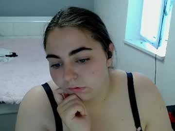 ellies_8 live cam