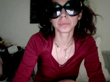 haifa12011983 live cam