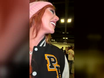 laurenphillips live cam