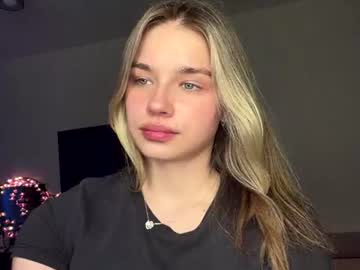 laurineleconey live cam