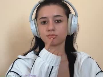 merrillnoorigian live cam