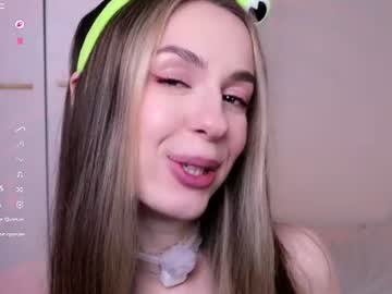 milky_sofa live cam