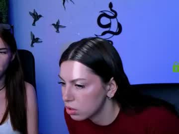 naomi_perl live cam