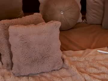rubyluxee live cam