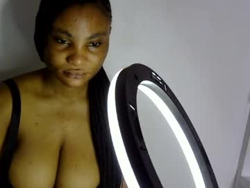 sexyvvy live cam