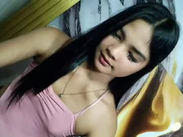 urasian_latinaxxx live cam